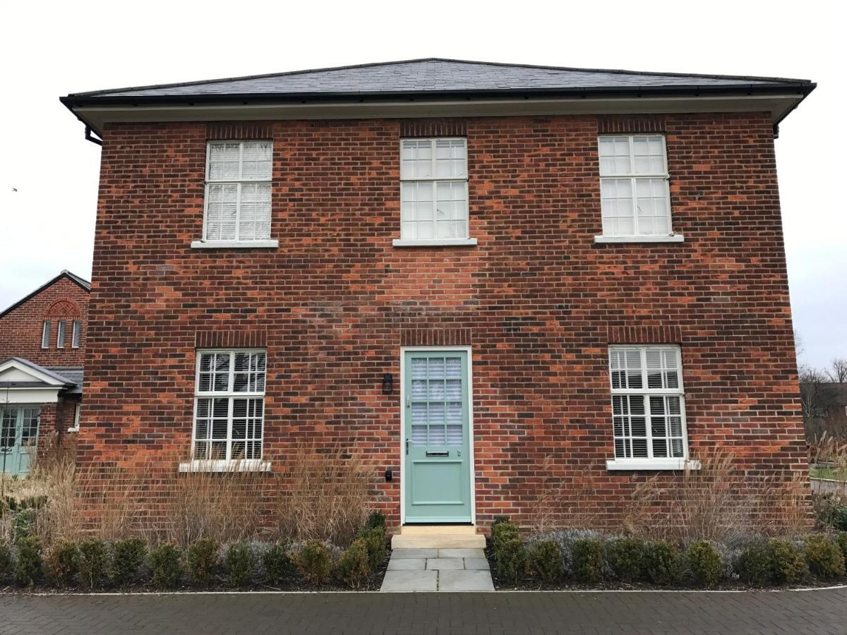 バイチェスター The Officers' Mess - The Garden Quarterヴィラ エクステリア 写真